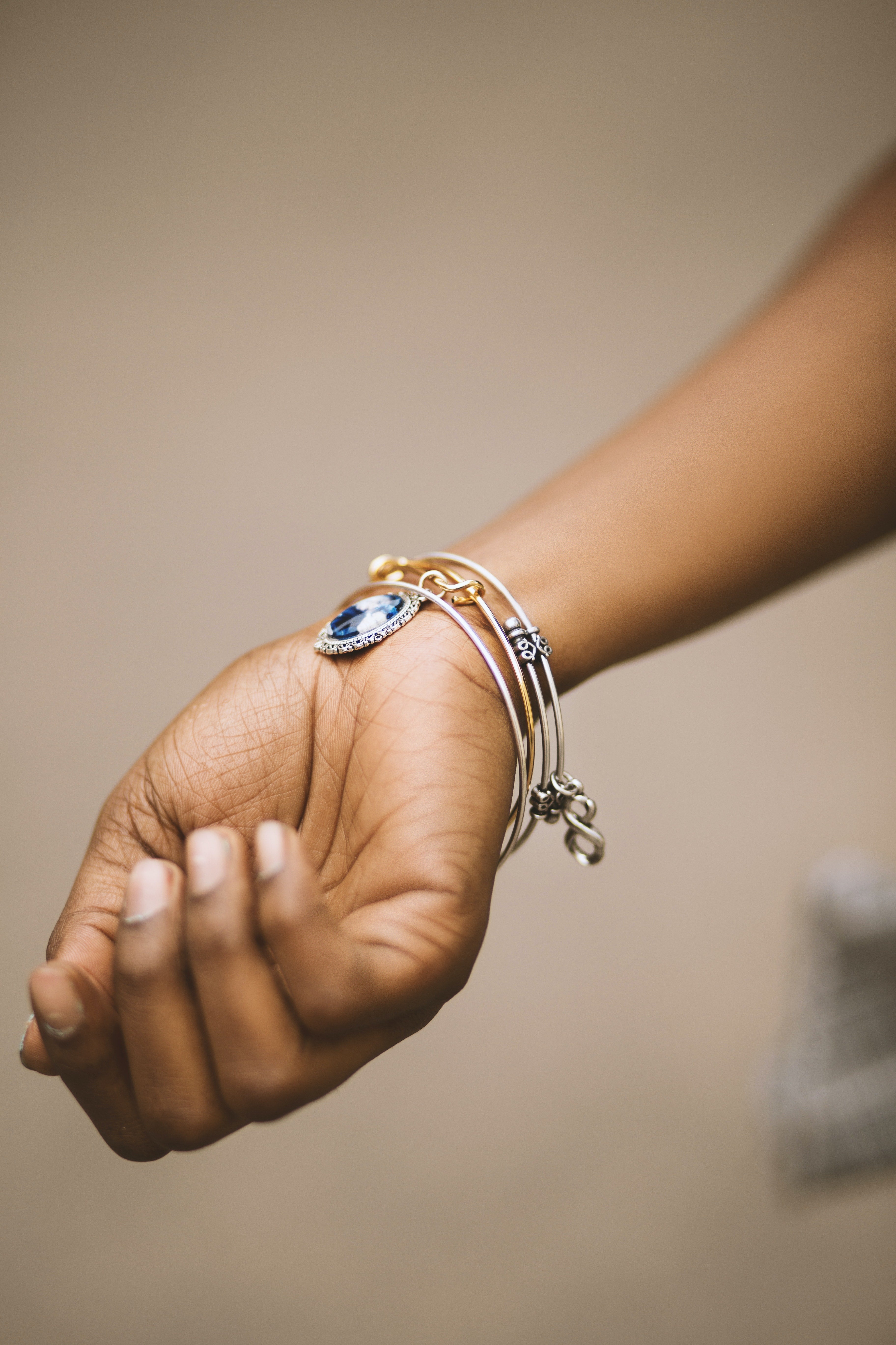 Bracelet & Bangles